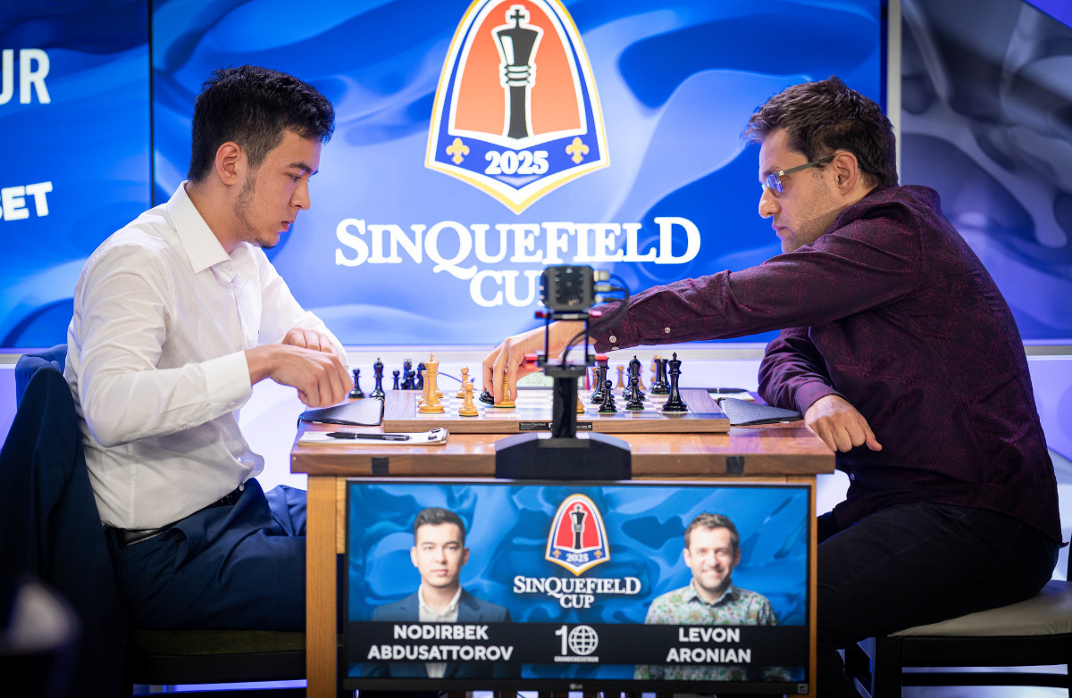 Nodirbek Abdusattorov, Levon Aronian