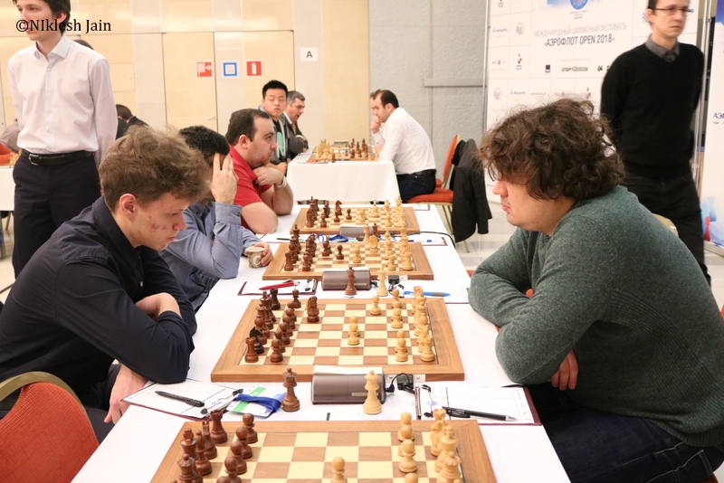 Anton Korobov and Vladislav Artemiev during their penultimate round encounter at the Aeroflot open 2018