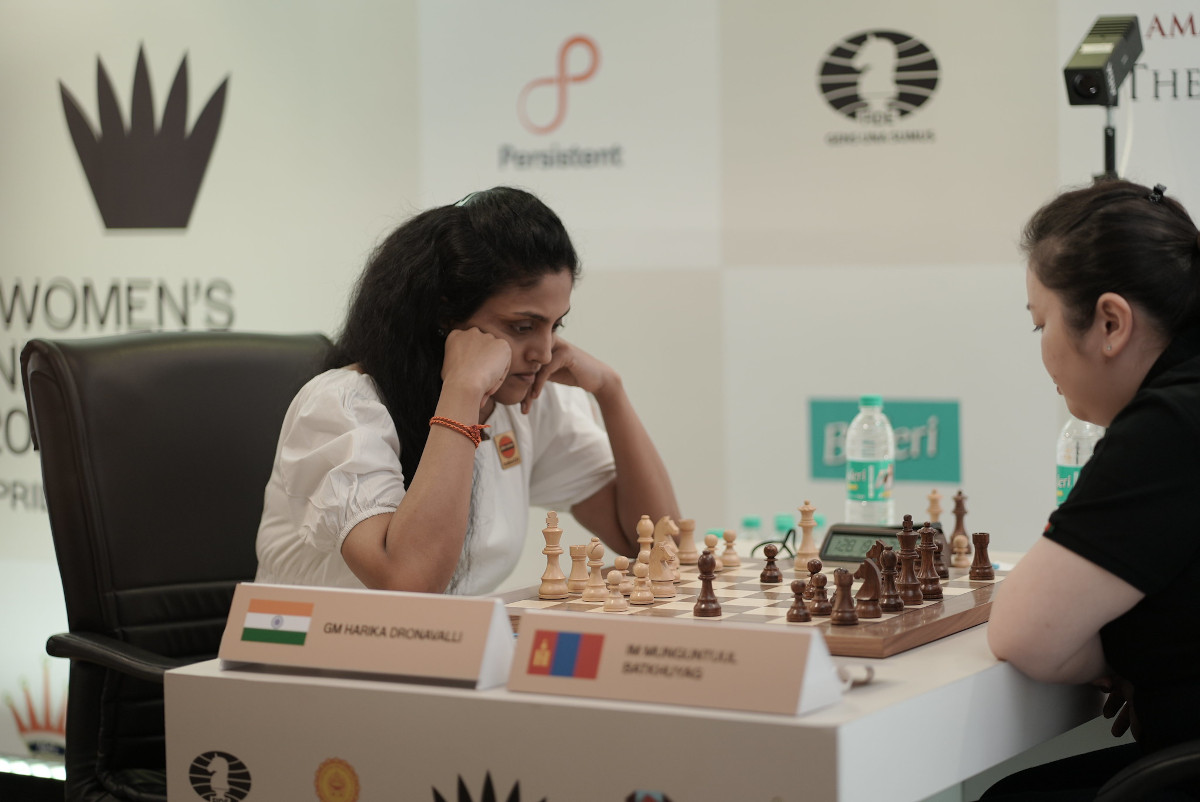 Harika Dronavalli, Batkhuyag Munguntuul