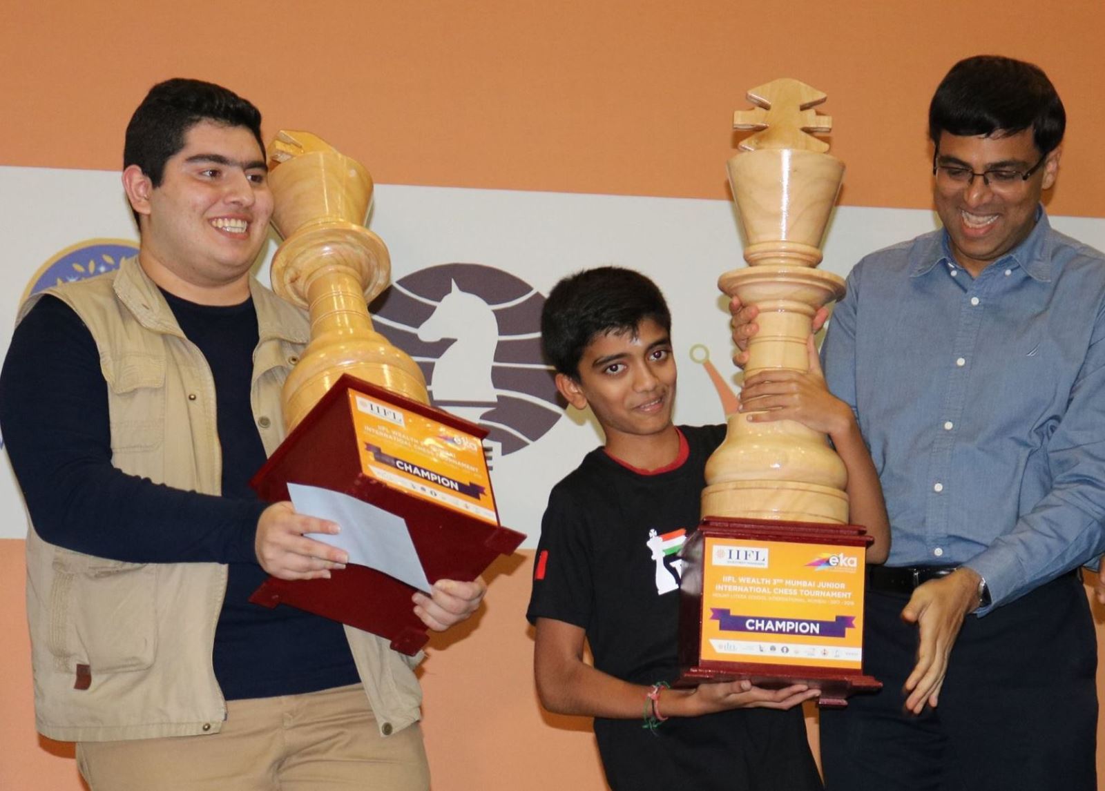 Maghsoodloo in Mumbai