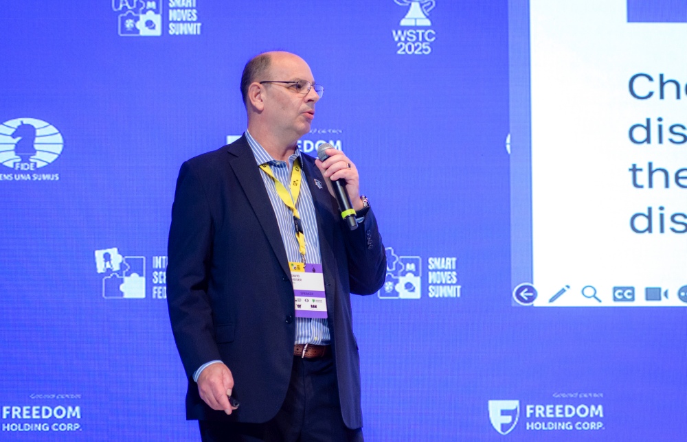 Smart Moves Chess Summit