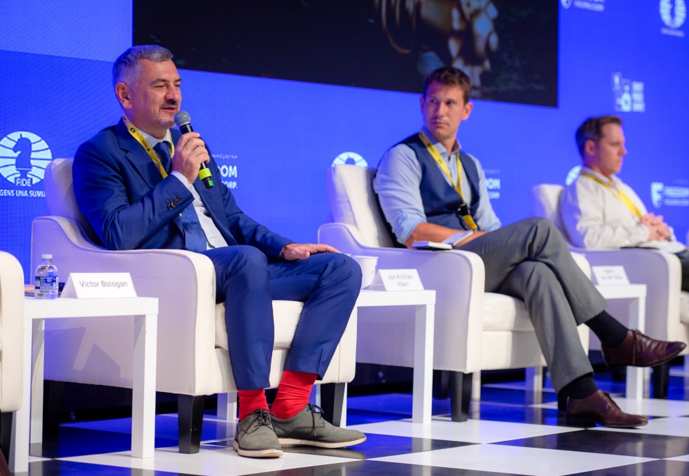 Smart Moves Chess Summit